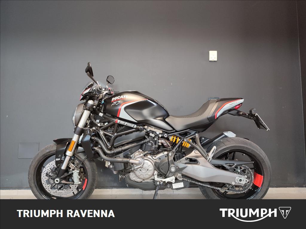 DUCATI Monster 821 Dark