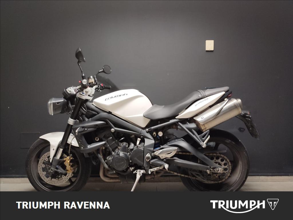 TRIUMPH Street Triple 675 