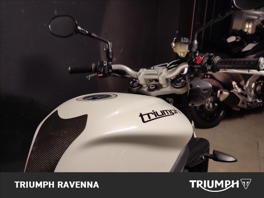 TRIUMPH Street Triple 675 