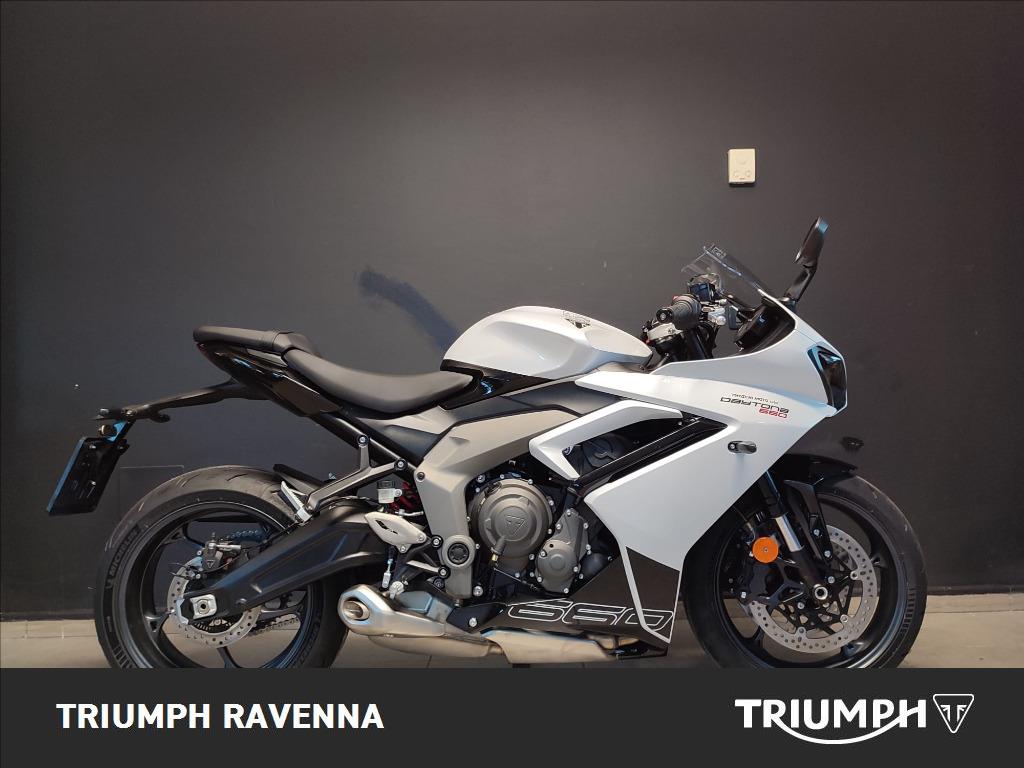 TRIUMPH Daytona 660 Abs