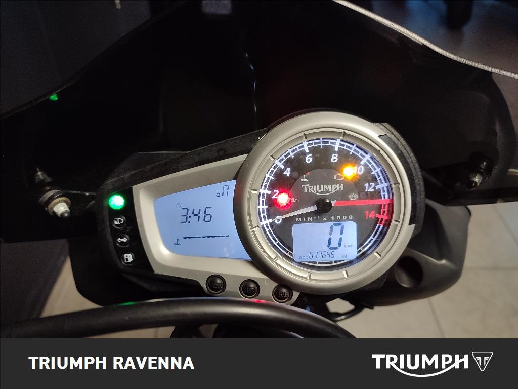 TRIUMPH Street Triple 675 